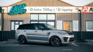 Range Rover SVR Satin Psychedelic