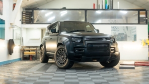 Land Rover Defender OCTA - 3M Satin Black. Interior front, photo 1.